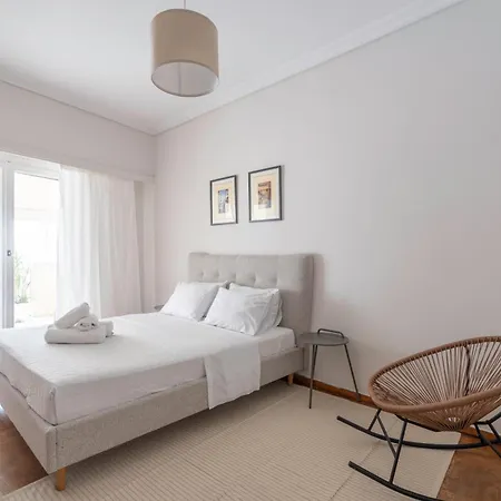 Apartment Maison Terrasse - Georgeous 3br Next To Acropolis Athens